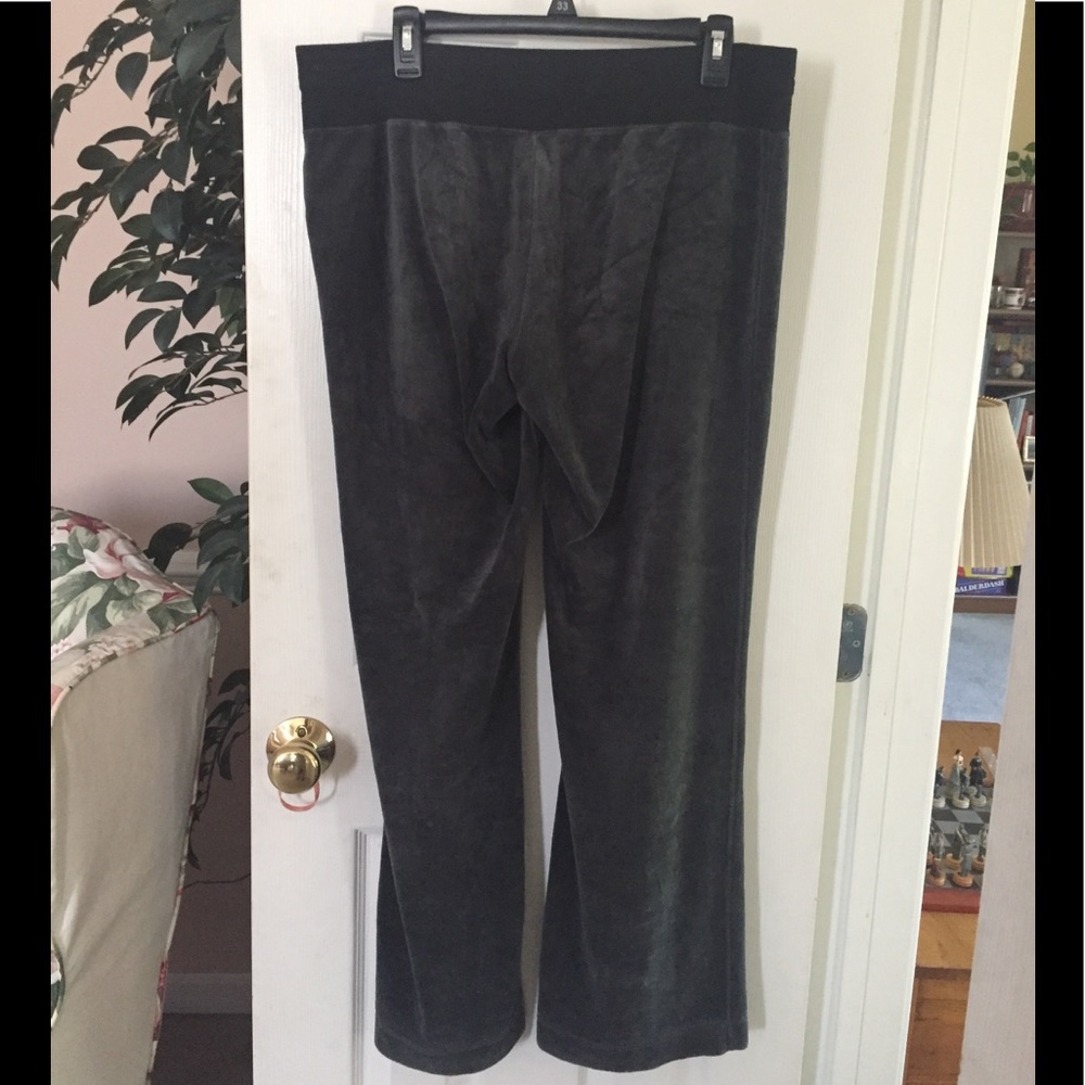 Nike Women’s Dark Gray Fleece Sweatpants Size L